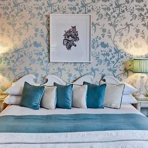 The Claremont ***** Brighton